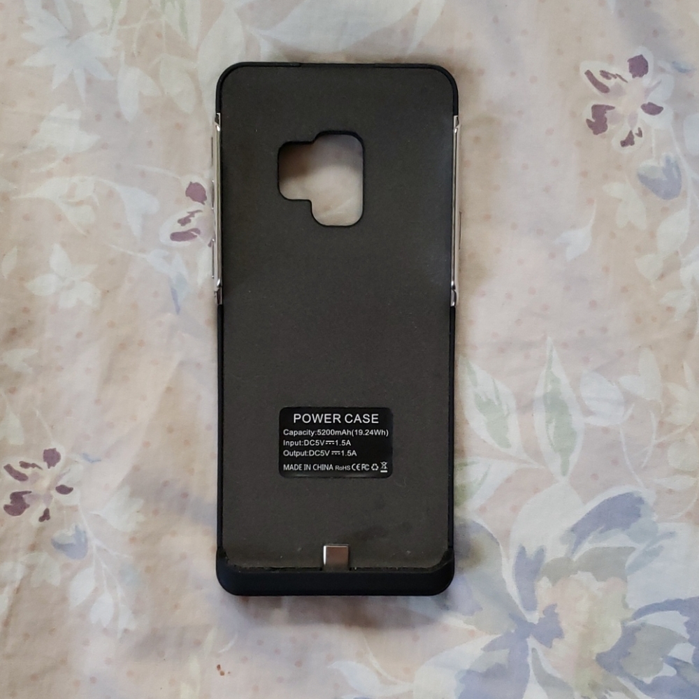 Samsung 9 -Phone Case Charger